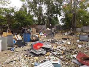 7873 Laurel (before) (2)_300